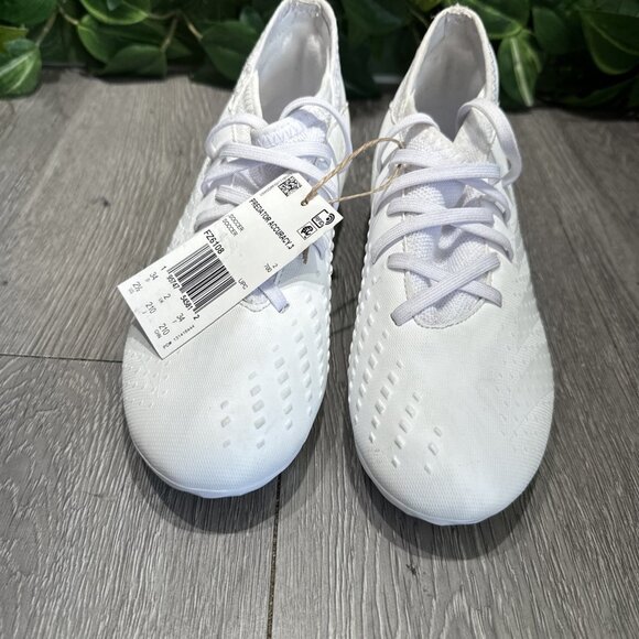 Adidas Predator Accuracy.3 FG Soccer Cleats Shoes White FZ6108 Youth Size 2.5 - Picture 3 of 9